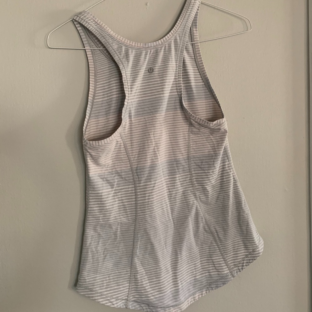 lululemon tank top - Picture 2 of 4
